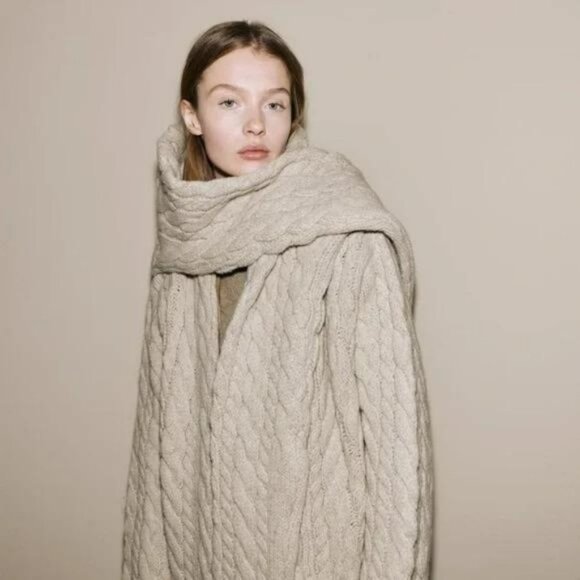 ZARA 100% WOOL CABLE KNIT COAT